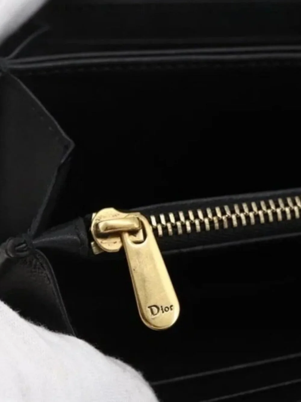 Christian Dior Round Long Wallet Leather Black Gold Auth am10801